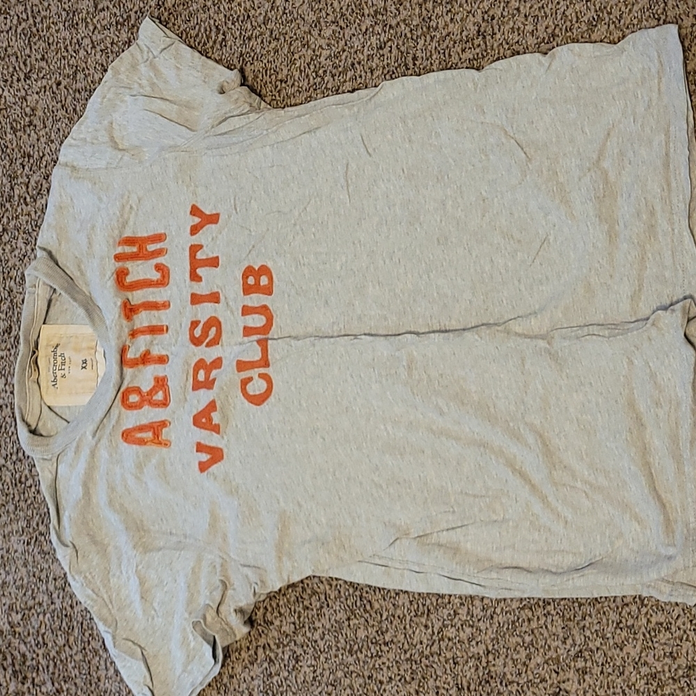 Abercrombie and Fitch mens 2X muscle fit t shirt